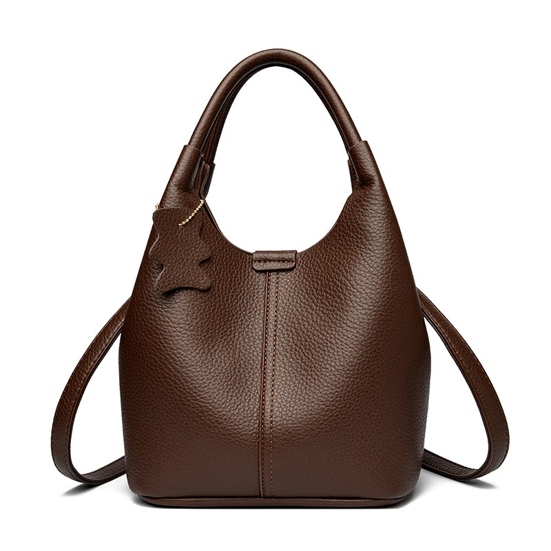 Bolsa Bucket Soft Leather Versátil