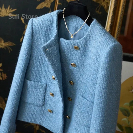 Veste courte en tweed style mondain, coupe amincissante, idéale pour la rentrée. Collection européenne vintage. Col rond.