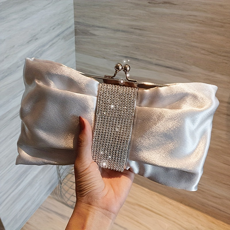 Clutch Feminina Pedraria com Corrente Metalizada – Brilho & Distinção para a Noite