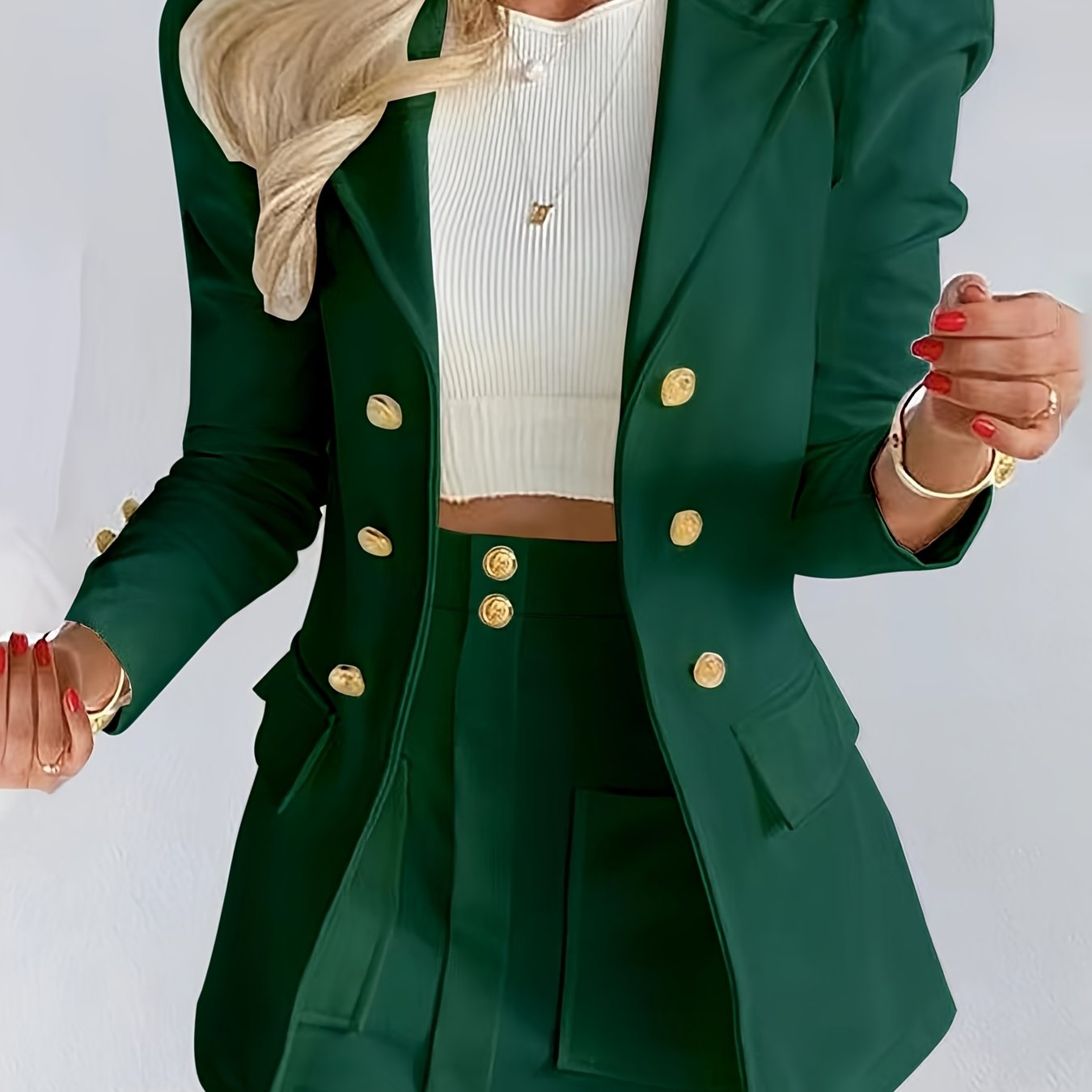 Conjunto Feminino Blazer e Saia Branca – Lapela Clássica, Manga Longa, Cintura Alta, Perfeito para Outono/Inverno
