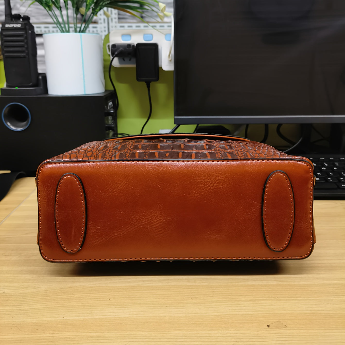 Bolsa Feminina Padrão Crocodilo – Ombro ou Transversal Vintage com Fecho Aba