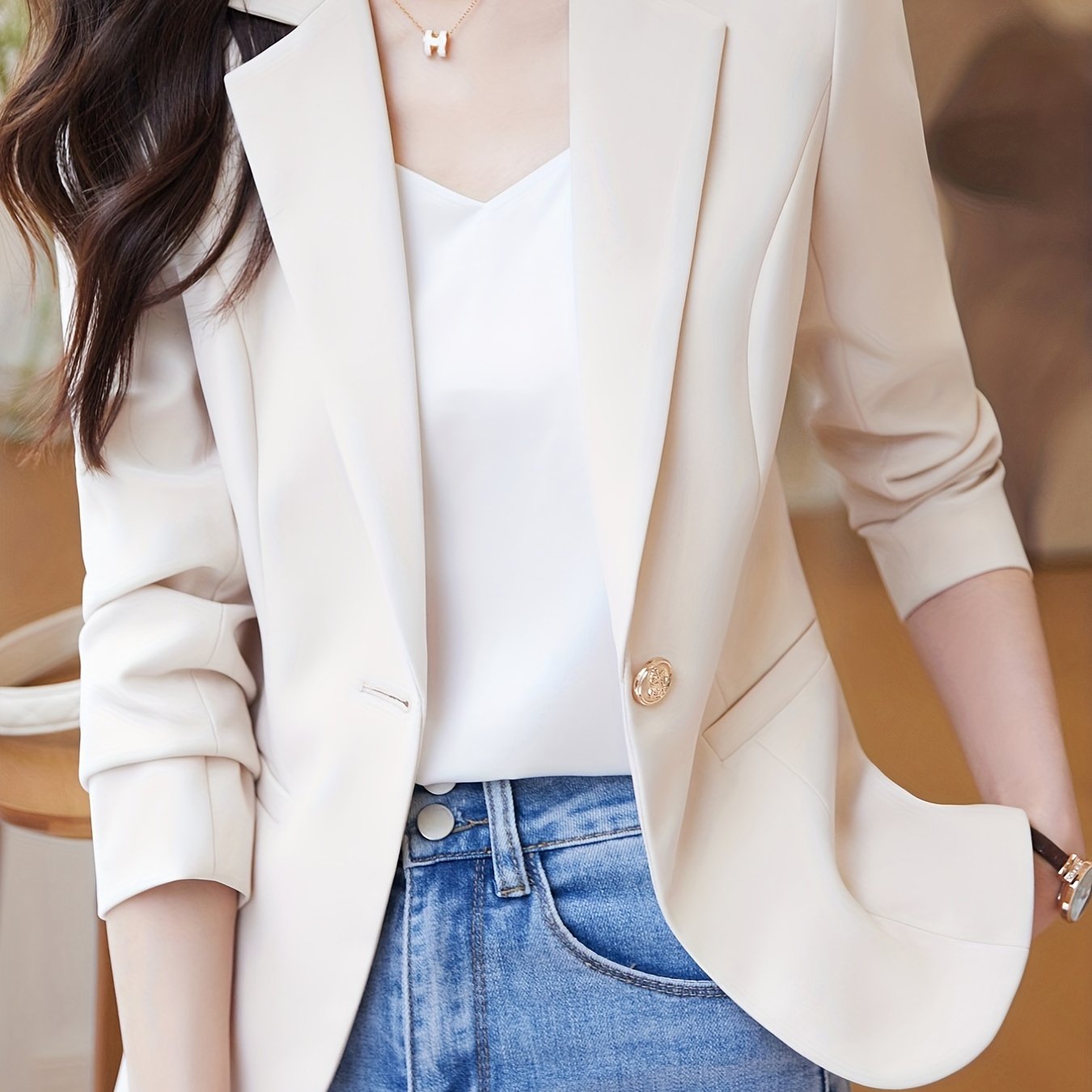 Blazer Feminino de Lapela com Fechamento de Um Botão – Manga Longa, Frente Aberta, para Trabalho e Escritório