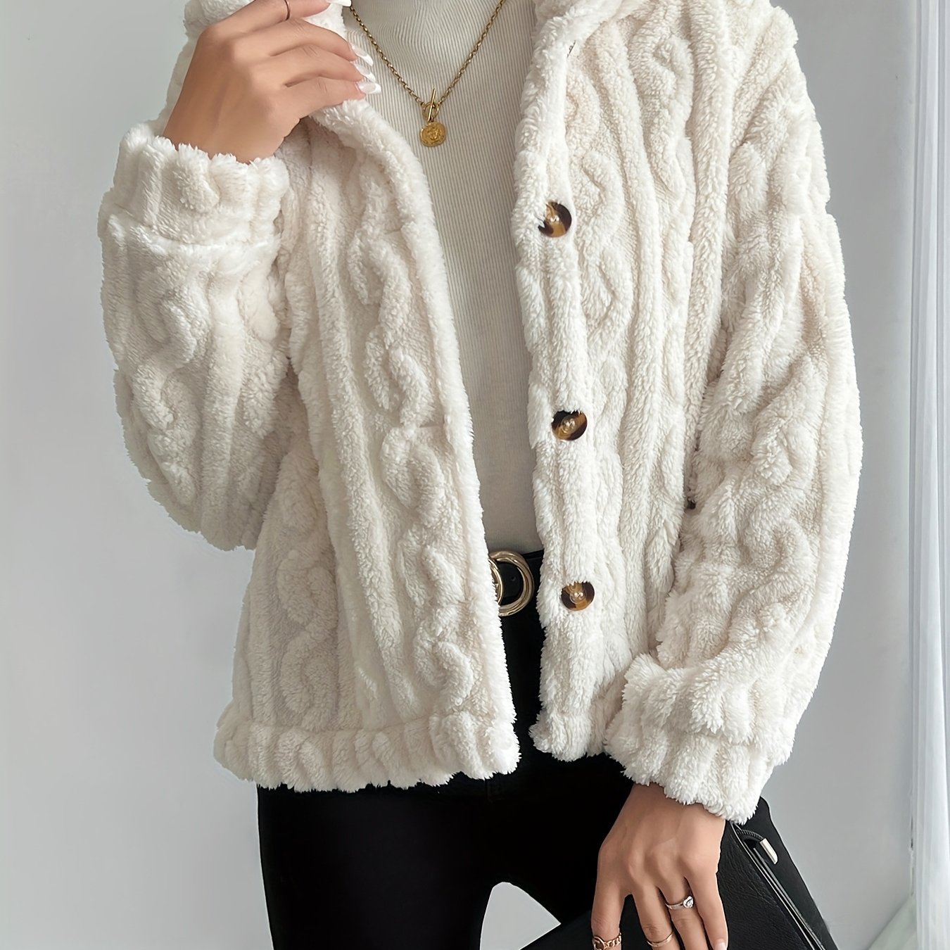 Jaqueta Lapela Elegance – Dourado & Pesponto Branco